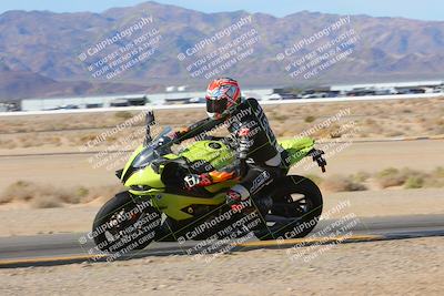 media/Dec-10-2023-SoCal Trackdays (Sun) [[0ce70f5433]]/Turn 9 Inside Set 1 (1115am)/